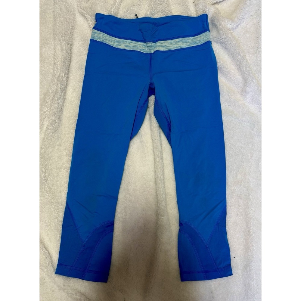 Lululemon Women's Cropped Leggings Size 6 Blue Back Mesh Panels Crop